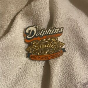 MLB Dolphins Pro Player Stadium Pin with Gold and Orange